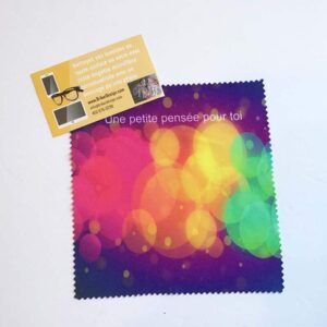 Essuie lunette et cellulaire, écran d’ordinateur-pensée