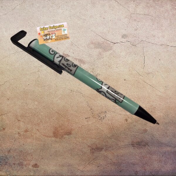 stylo chat ordinateur vert
